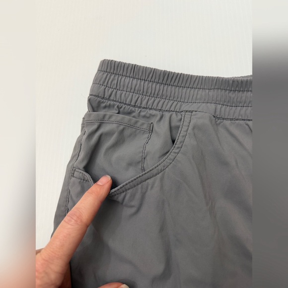 Toad&Co Lightrange Shorts - M - Picture 3 of 14